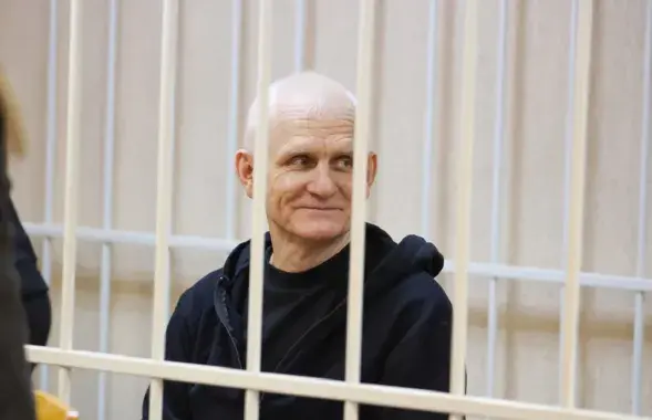 Алесь Бяляцкі на судзе
