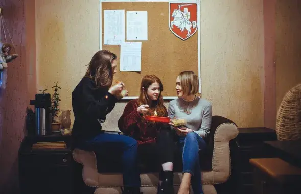 Учащиеся "подпольного" Коласовского лицея / Еврорадио​