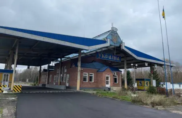 У Роўненскай вобласці ставяць плот на мяжы з Беларуссю / rivne.online
