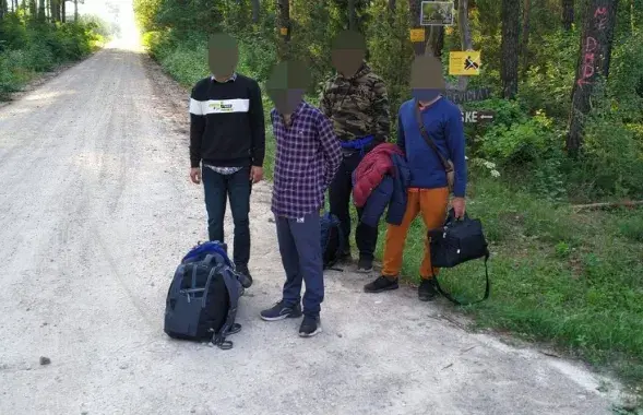 Задержанная группа нелегальных мигрантов / pasienis.lt​
