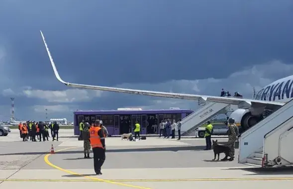 Самалёт Ryanair ў мінскім аэрапорце, 23 траўня​&nbsp;/ Reuters​
