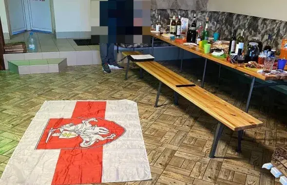 Задержание во время дружеской встречи в частной бане / @minobl_uvd