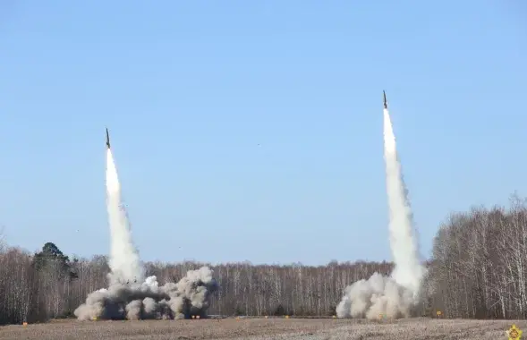 Пуск из тактического ракетного комплекса “Точка” во время российско-белорусских учений “Союзная решимость — 2022” / Минобороны Беларуси
