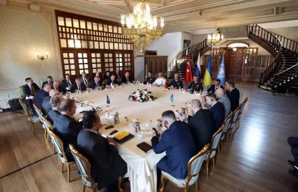Переговоры Украины и России в Стамбуле об экспорте украинского зерна / Минобороны Турции