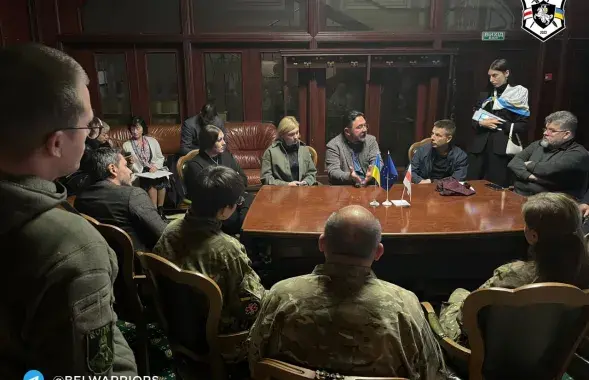 Встречу бойцов с украинскими депутатами не стоит воспринимать серьёзно / тг-канал ПКК
