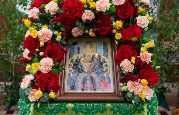 Пачуўшы прамову апостала Пятра, у той дзень шмат хто прыняў хрышчэнне / church.by
