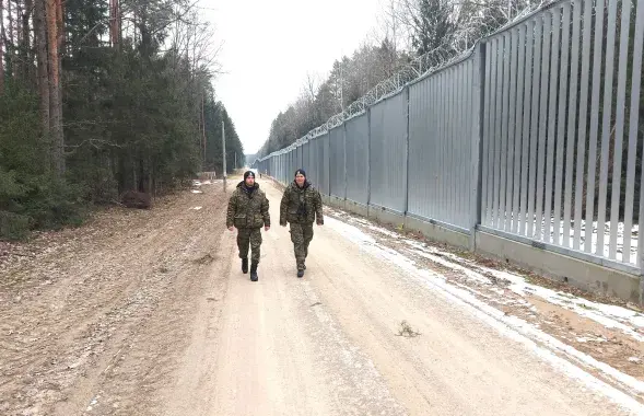 Забор на границе с Польшей /&nbsp;twitter.com/Straz_Graniczna
