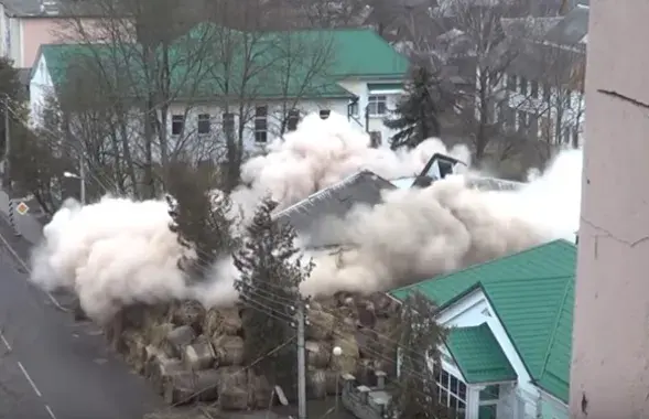 Скриншот с видео