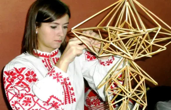 Беларускі саламяны "павук" / Белсат
