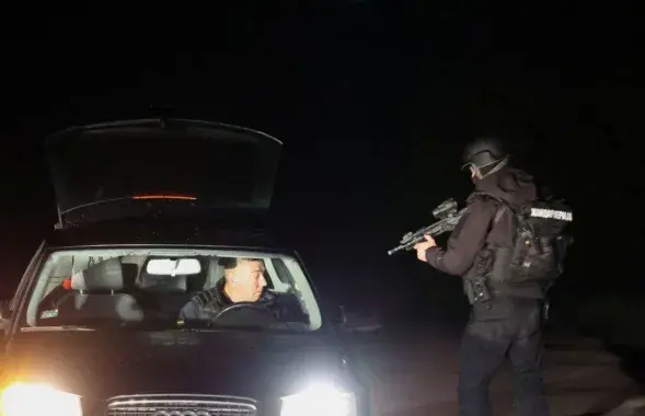 К поиску стрелка привлекли спецподразделения и жандармерию / Reuters
