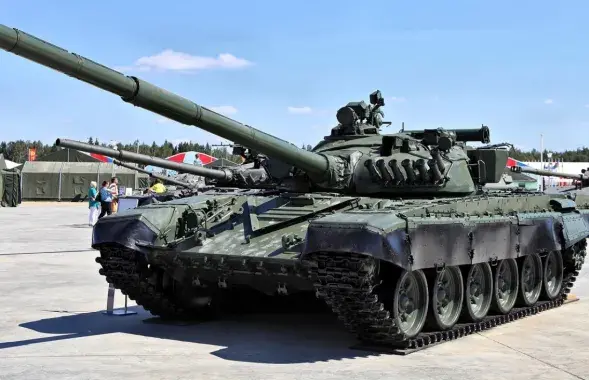 Польша передала Украине танки Т-72 / twitter.com/carramba66, иллюстративное фото
