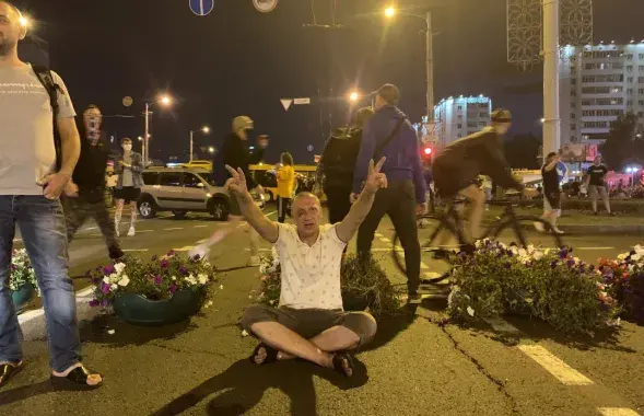 Александр Тарайковский. Минск, 10 августа, район станции метро "Пушкинская", 22:01 / Еврорадио​