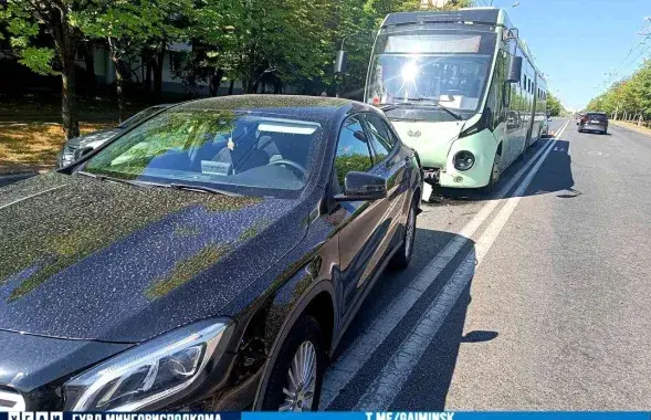 Авария на улице Одоевского в Минске / t.me/gaiminsk
