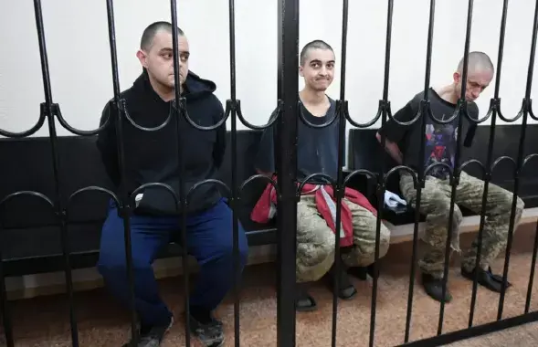 Добровольцы из Великобритании и Марокко / ria.ru