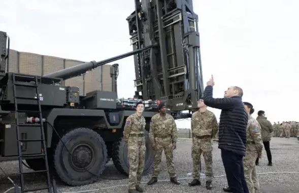 Принц Уильям на военной базе на границе с Украиной / PA Media
