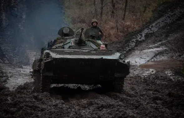 Весці баявыя дзеянні даводзіцца ва ўмовах непагадзі&nbsp;/ facebook.com/GeneralStaff.ua

