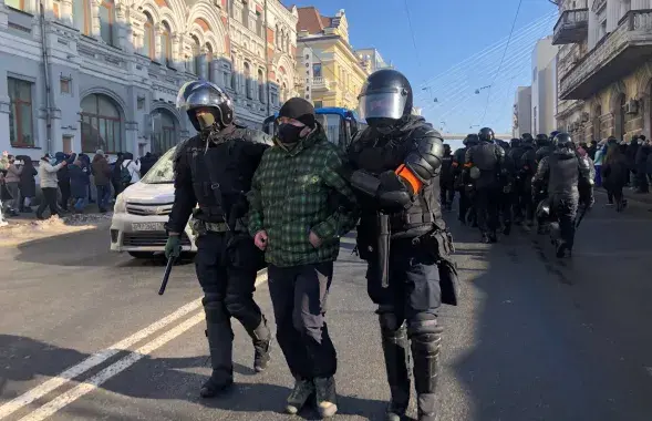 Затрыманне ва Уладзівастоку / Валерый Федарэнка, "Новая газета"