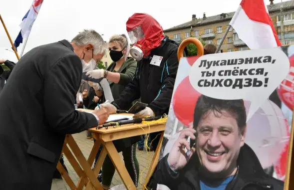 Мікалай Казлоў на агітацыйным плакаце падчас прэзідэнцкай гонкі 2020 года / Еўрарадыё