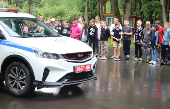 Міліцыя і дзеці / sb.by
