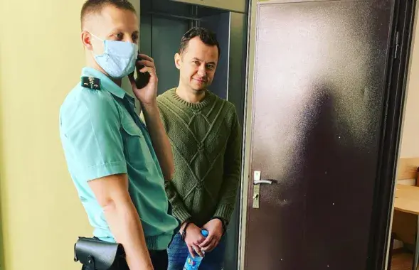 Задержание Виктора Кувшинова в сентябре 2020-го / Facebook.com