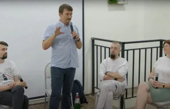 Аляксандр Чарнуха, Зміцер Лукашук, Стась Карпаў, Святлана Курс (Ева Вежнавец) на фэсце PRADMOVA ў Батумі