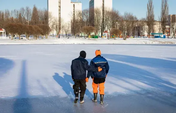 39-летний мужчина поспорил с друзьями на рыбалке (иллюстративное фото)
