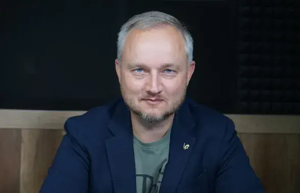 Аляксандр Азараў
