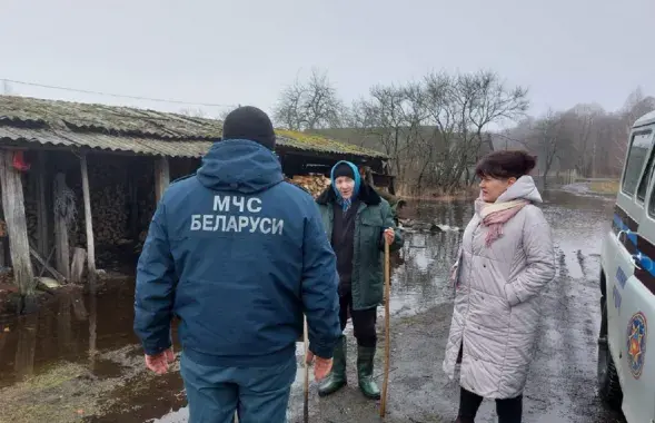 В Лунинецком районе "в домах, к счастью, ситуация штатная"
