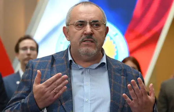 Борис Надеждин
