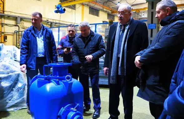 "Демонстрация нового оборудования"
