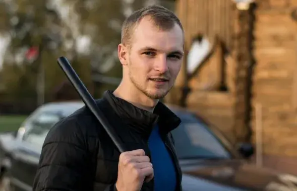 Денис Дикун
