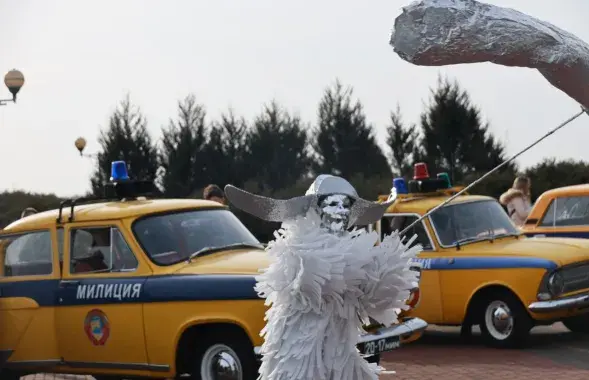 Замест масавай бойкі міліцыя ехала на свята, ілюстрацыйнае фота.
