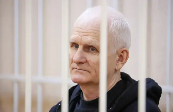 Алесь Бяляцкі
