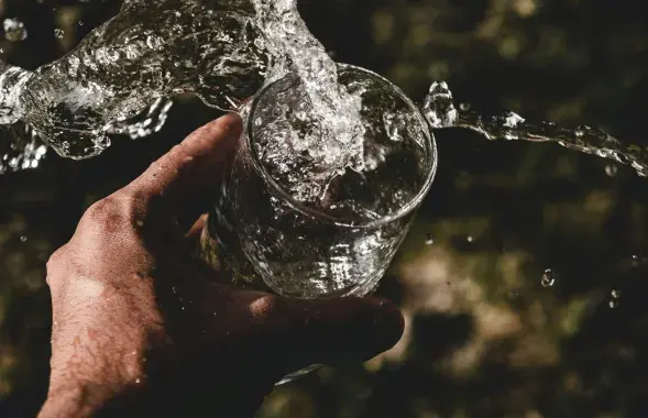 Вода

