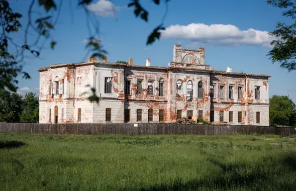 Палац Горватаў у Нароўлі
