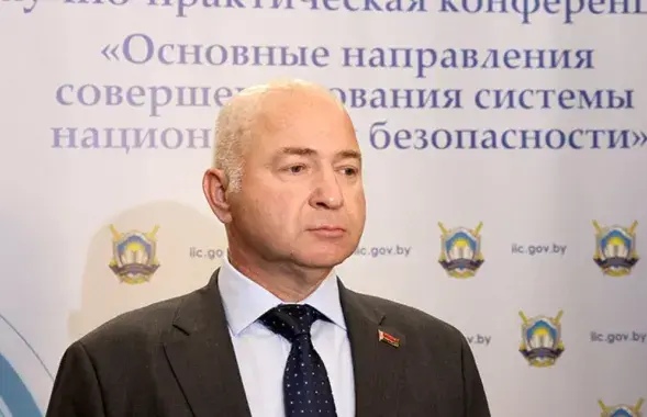 Дмитрий Гора
