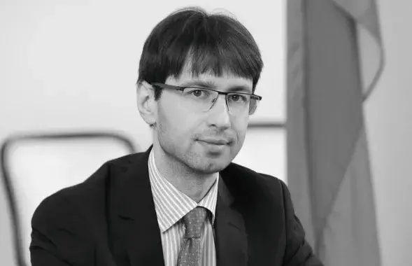 Денис Сидоренко
