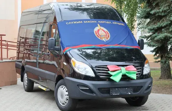 Микроавтобус для омоновцев
