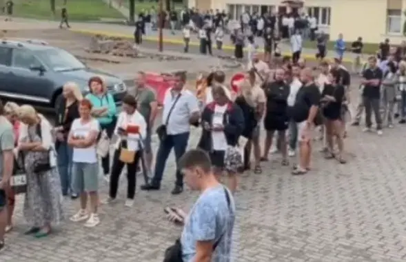 Чарга ў Гродне два дні таму
