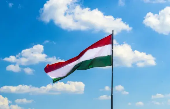 Флаг Венгрии
