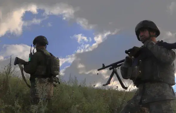 Украінскія вайскоўцы на фронце
