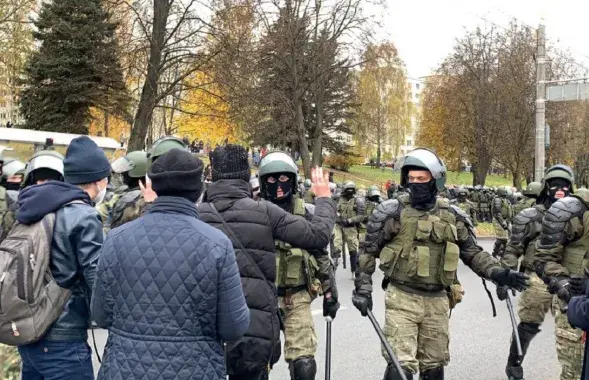 Разгон протестов в Минске осенью 2020-го
