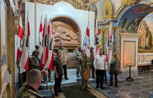 Каліноўцы ва Успенскім саборы Кіева-Пячэрскай лаўры
