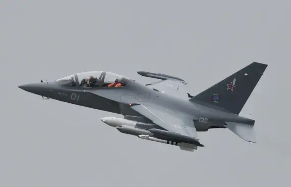 Самалёт Як-130
