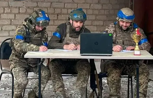 Украінскія вайскоўцы ў Суджы ў Курскай вобласці
