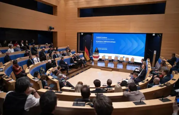 Святлана Ціханоўская выступае на канферэнцыі Belarus Future Forum
