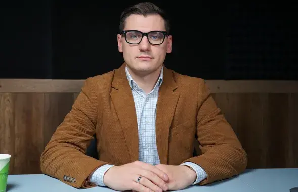 Арцём Брухан
