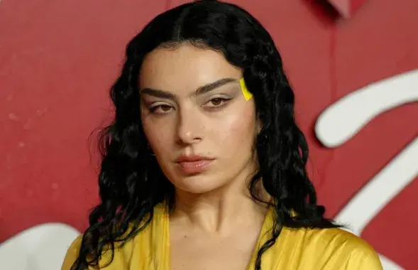 Charli XCX
