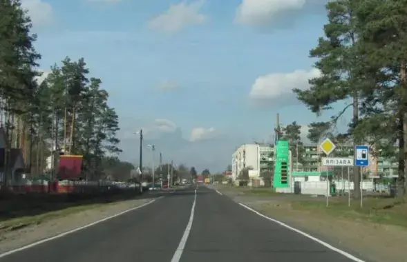 Ялізава вядомае сваім шклозаводам
