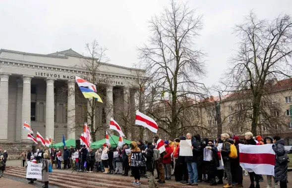Акция в Вильнюсе в поддержку Василия Веремейчика

